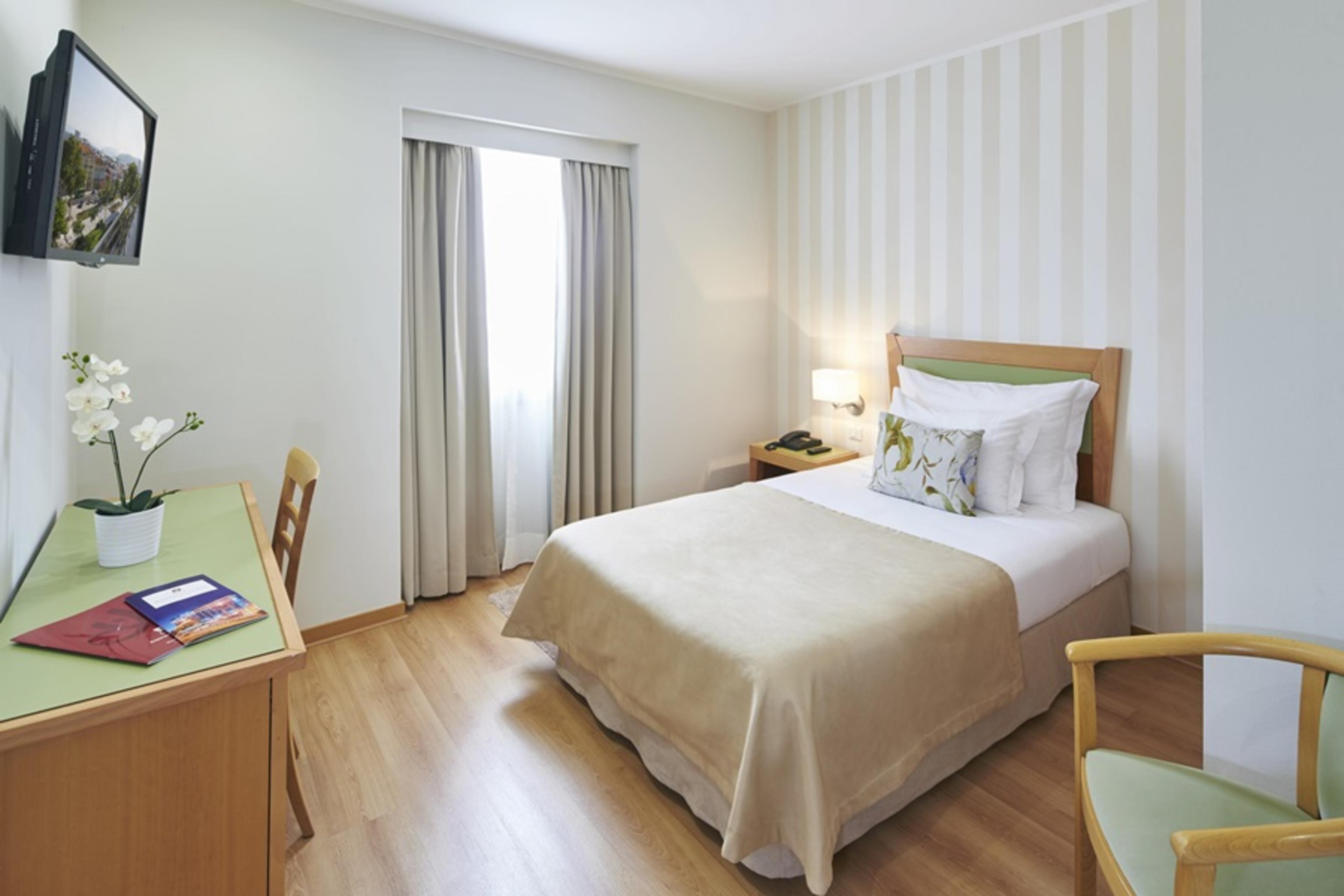 Luna Esperanca Centro Hotel Σετούμπαλ Δωμάτιο φωτογραφία
